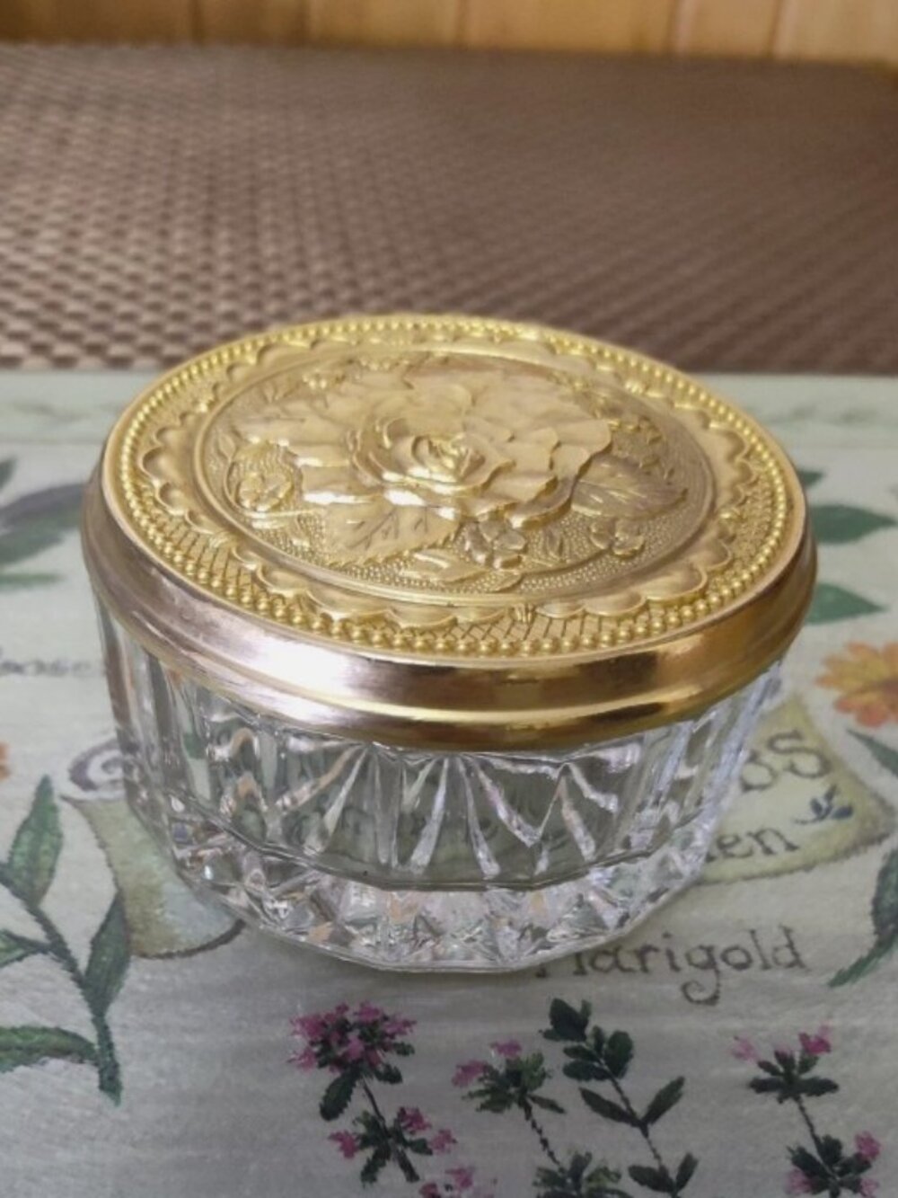 Vintage Indonesia Brass Rose Lid Glass Vanity Powder Jar Trinket Box Starbust